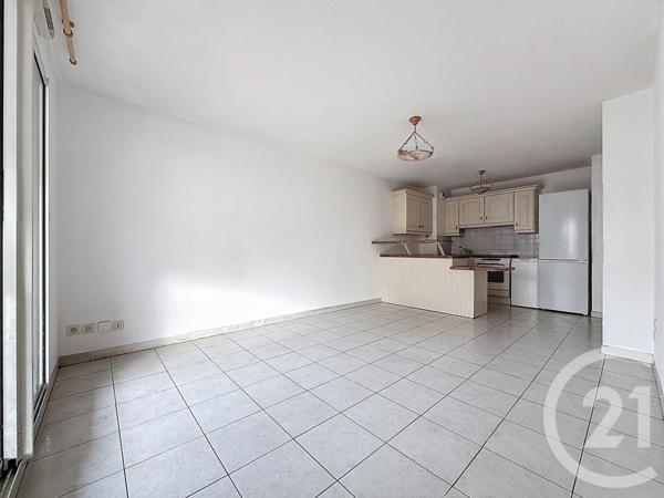 Appartement T2 à vendre  2 pièces - 37,50 m2 MARSEILLE - 13008
