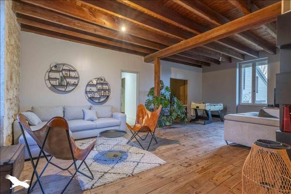 Maison à vendre |  Reignac |  8 pièces | 256 m²