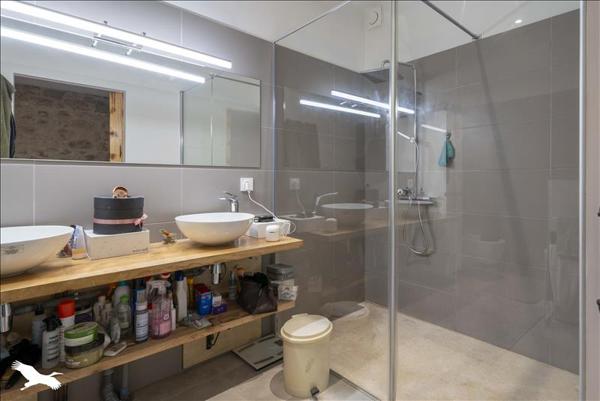 Maison à vendre |  Reignac |  8 pièces | 256 m²