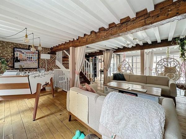 Maison mitoyenne 2 côtés Lille Secteur Lille 139 m²