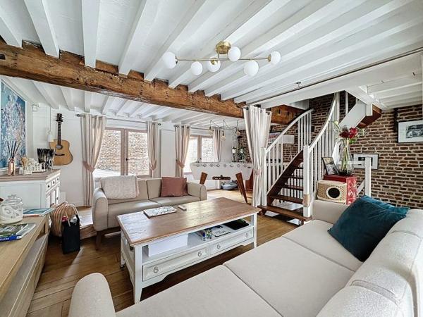 Maison mitoyenne 2 côtés Lille Secteur Lille 139 m²