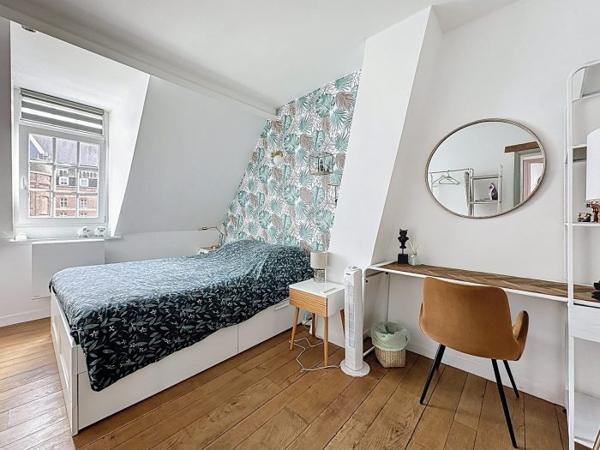 Maison mitoyenne 2 côtés Lille Secteur Lille 139 m²