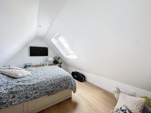 Maison mitoyenne 2 côtés Lille Secteur Lille 139 m²