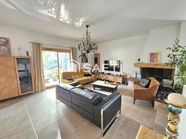 Le Revest: Maison de plain-pied 4 pièces + double garage