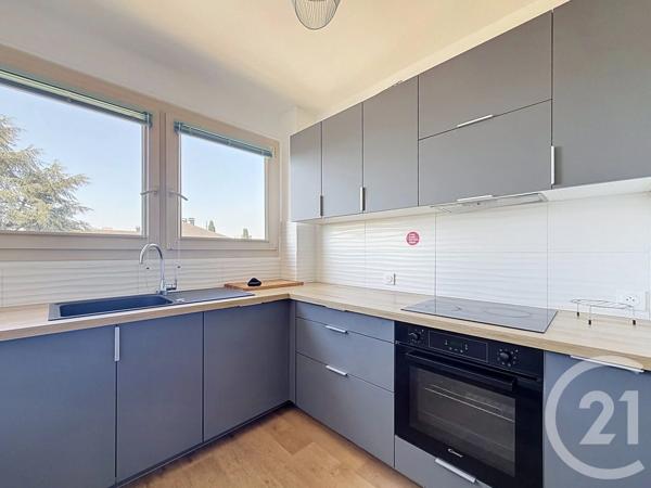 Appartement T5 à vendre  5 pièces - 94 m 2   ANGERS  - 49