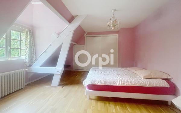 Maison à vendre    7 pièces • 226 m2 Cucq