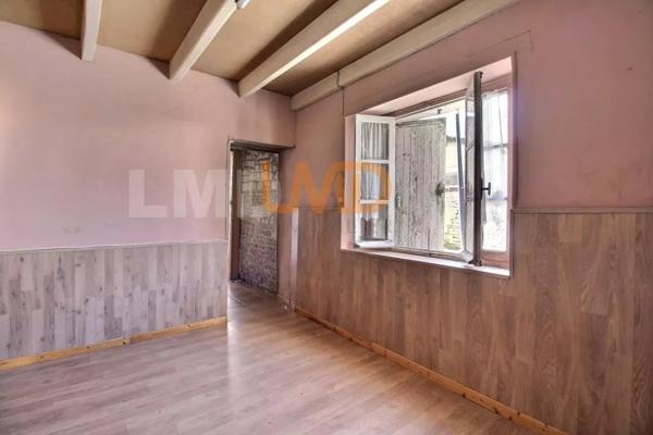 Maison à rénover, structure saine (murs / toiture)