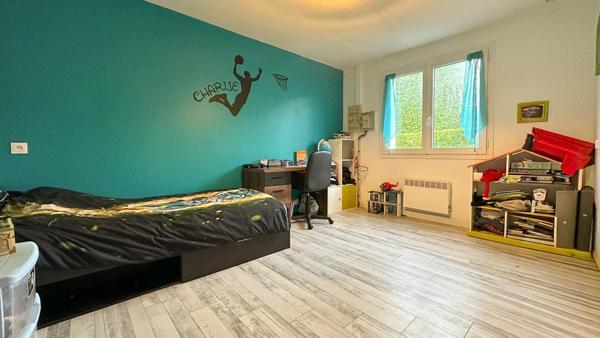 Maison à Cholet, 49300 - 5 pièces 105m²