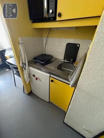 Appartement à louer 1 pièce 16.07m² Poitiers (86000)