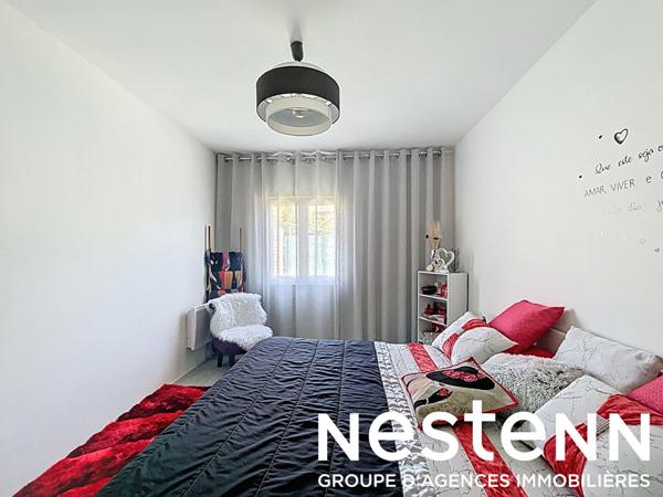 A vendre : Maison plain pied avec jardin et piscine semi-enterrée - Secteur MACON (71000)