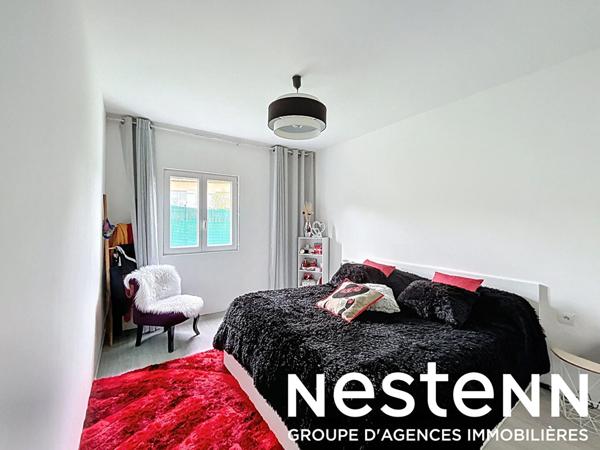 A vendre : Maison plain pied avec jardin et piscine semi-enterrée - Secteur MACON (71000)