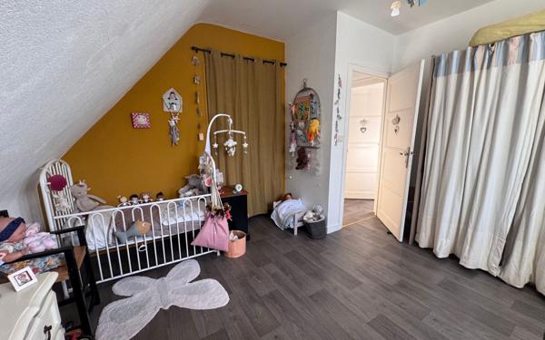 Maison à vendre    4 pièces • 87,97 m2 Motreff