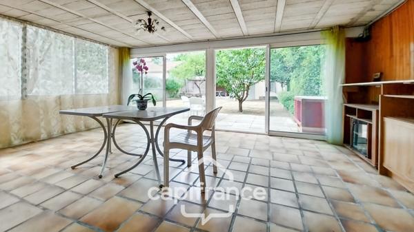 Vitry-sur-Seine-A vendre maison 5 pièces-jardin-terrasse-parcelle de 433m2-12mn à pied RER C et ligne 15-Parking