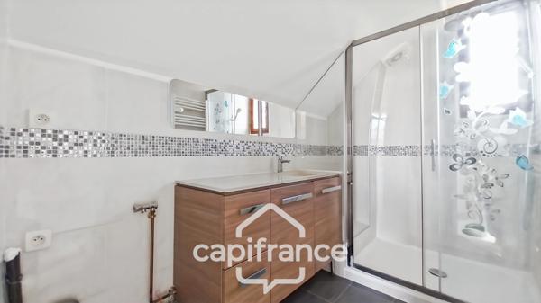 Vitry-sur-Seine-A vendre maison 5 pièces-jardin-terrasse-parcelle de 433m2-12mn à pied RER C et ligne 15-Parking