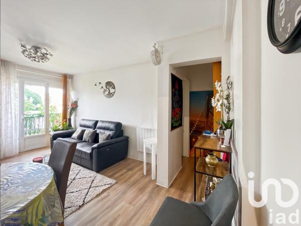 Appartement 2 pièces de 41 m² à Montfermeil (93370)