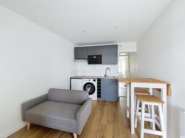 APPARTEMENT T2 ENTIEREMENT RENOVE MEUBLE - DISPONIBLE DE SUITE
