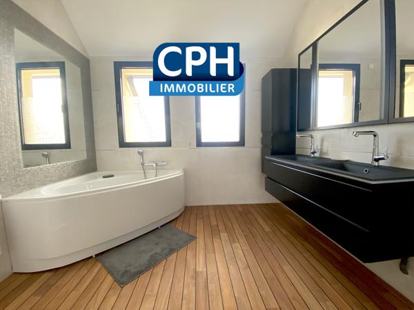 Grande Maison récente sur Sceaux avec de très belles prestat