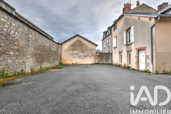 Immeuble à vendre 307 m² Guéret