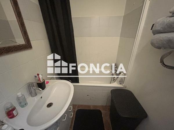 À vendre Appartement 2 pièces 37 m² - Nîmes 30000