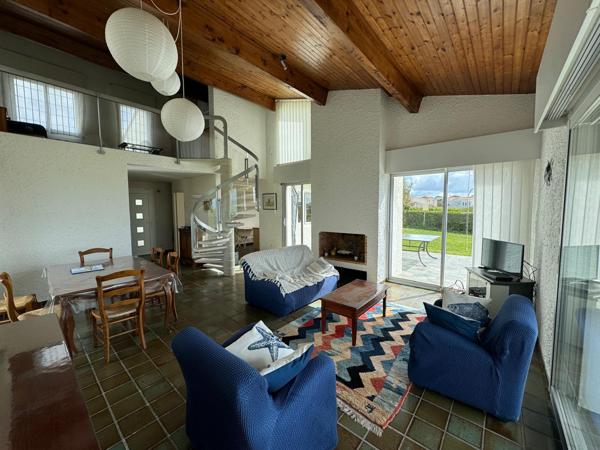 Maison 5 pièce(s) 4 chambre(s) 135 m²