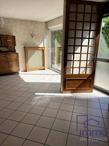 Appartement 4 pièces                                        - 42270 Saint-Priest-en-Jarez Réf : 2785-CIFVFOREZVELAY