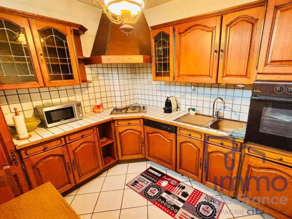Appartement 4 pièces                                        - 42270 Saint-Priest-en-Jarez Réf : 2785-CIFVFOREZVELAY