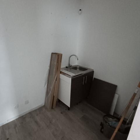 Local d'activité à louer Plescop 200 m2