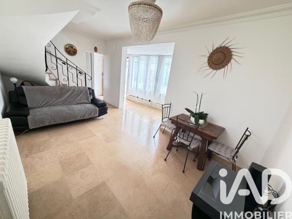 Maison à vendre 5 pièces 94 m² Villeneuve-le-Roi