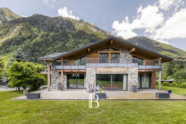 Chamonix-Mont-Blanc, Chalet 4 Chambres -  245 m² à vendre