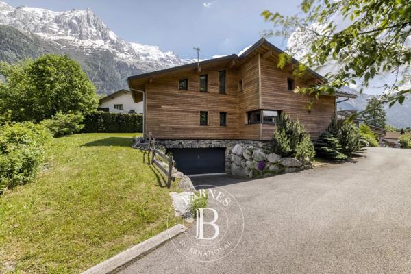 Chamonix-Mont-Blanc, Chalet 4 Chambres -  245 m² à vendre