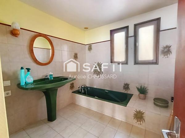 Maison 5 chambres garage jardin