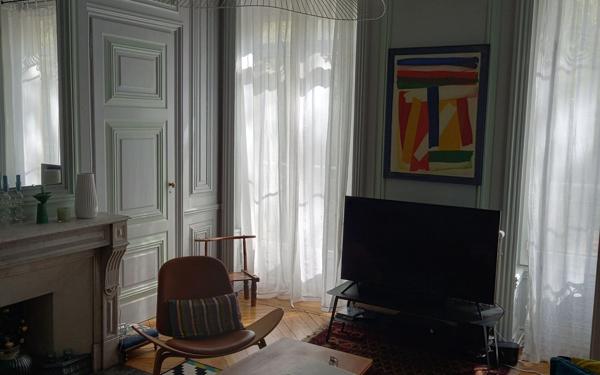 Appartement à vendre    2 pièces • 54 m2 Lyon 3