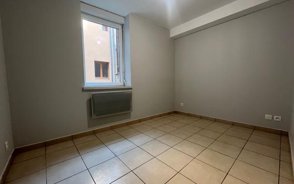 Appartement à louer    2 pièces • 35,44 m2 Mâcon