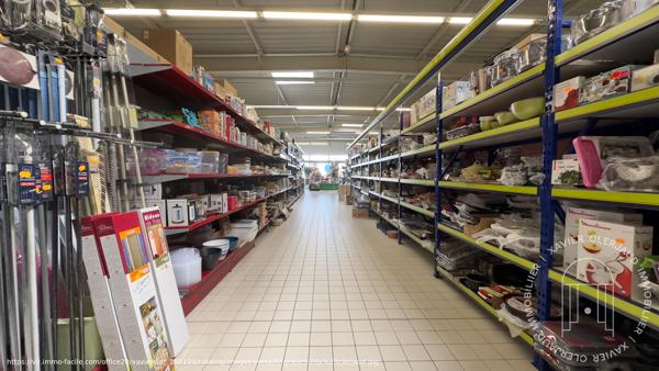 Local commercial Nueil Les Aubiers 1153 m2 , Nueil les aubiers
