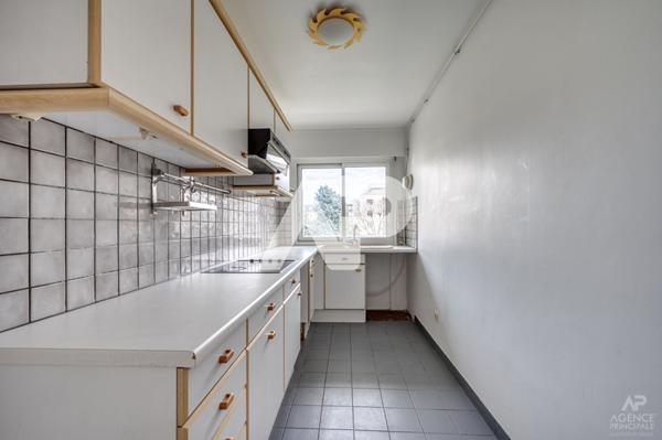 Appartement Rueil Malmaison 2 pièce(s) 48.40m2 €255 000 **  - Référence  19532