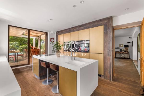 MAISON CHARLY – 8 PIECES 308m² – JARDIN SOIGNE 1909m²