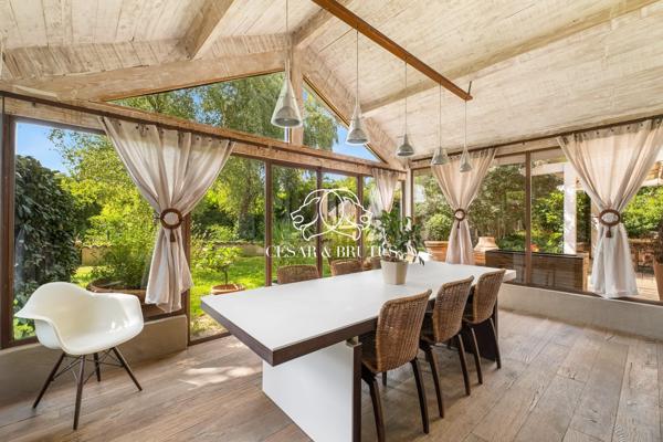 MAISON CHARLY – 8 PIECES 308m² – JARDIN SOIGNE 1909m²