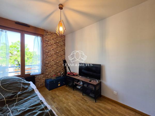 VENTE d’un appartement F4 (95 m²) à BRON