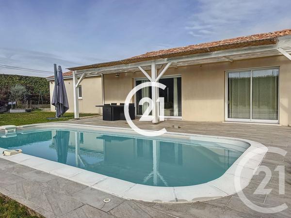 Maison à vendre  5 pièces - 147 m2 BOURG CHARENTE - 16