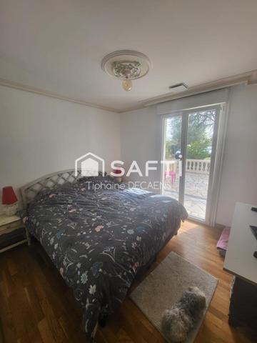 Maison proche toutes commodités, excellent état, grand jardin calme et paisible.