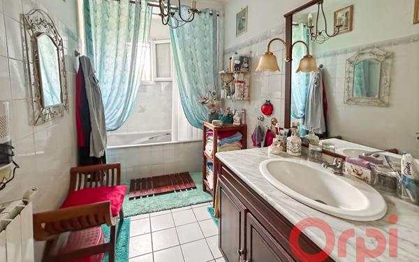 Maison à vendre    5 pièces •  Sauvian