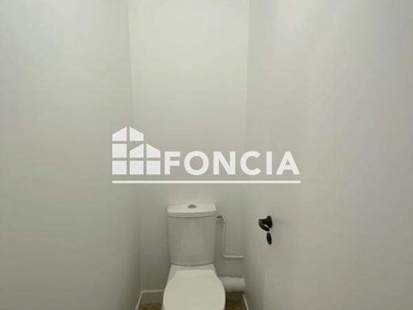 Location Appartement 4 pièces 75.96 m² - 37 AV SIR WINSTON CHURCHILL Rennes 35000