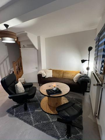 Maison 5 pièces à vendre à Amiens - Confort et accessibilité au coeur de la ville €214 000 ** - Référence 13860