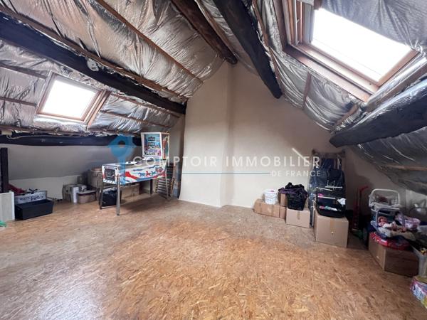 Maison
                                                                                                                                                                                                                                                                                                                        4 pièce(s)                                                                                                                                                                                                          3 chambre(s)                                                                                                                                                                                                          82  m²