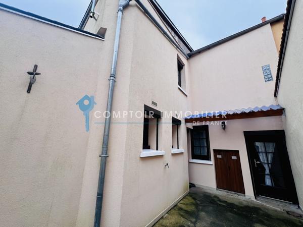 Maison
                                                                                                                                                                                                                                                                                                                        4 pièce(s)                                                                                                                                                                                                          3 chambre(s)                                                                                                                                                                                                          82  m²