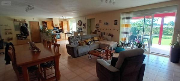 Fermette à vendre à Arquenay en Mayenne (53170), ref : 53034-57
