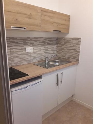 À louer / Studio 22 m² avec balcon, proche gare centre de Reims