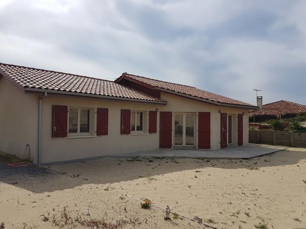 Maison à louer Vieux Boucau Les Bains : 4 pièces, 102m² avec 3 chambre(s) à 1 167€ - AJP Horizons Capbreton