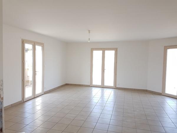 Maison à louer Vieux Boucau Les Bains : 4 pièces, 102m² avec 3 chambre(s) à 1 167€ - AJP Horizons Capbreton