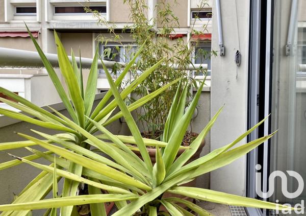 Appartement 2 pièces de 43 m² à Paris (75018)